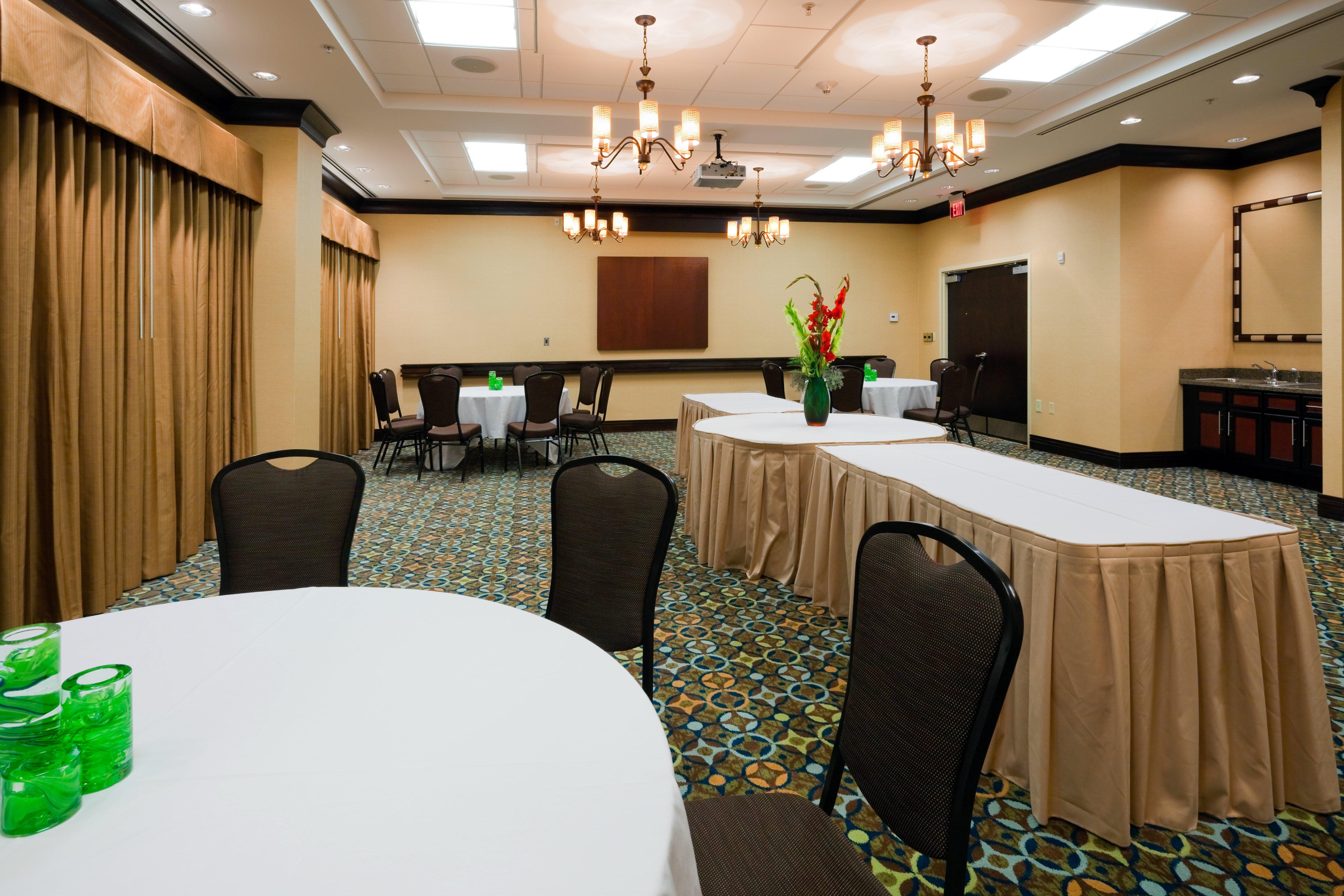 Holiday Inn Express Hotel & Suites Mobile Saraland By Ihg Exterior photo