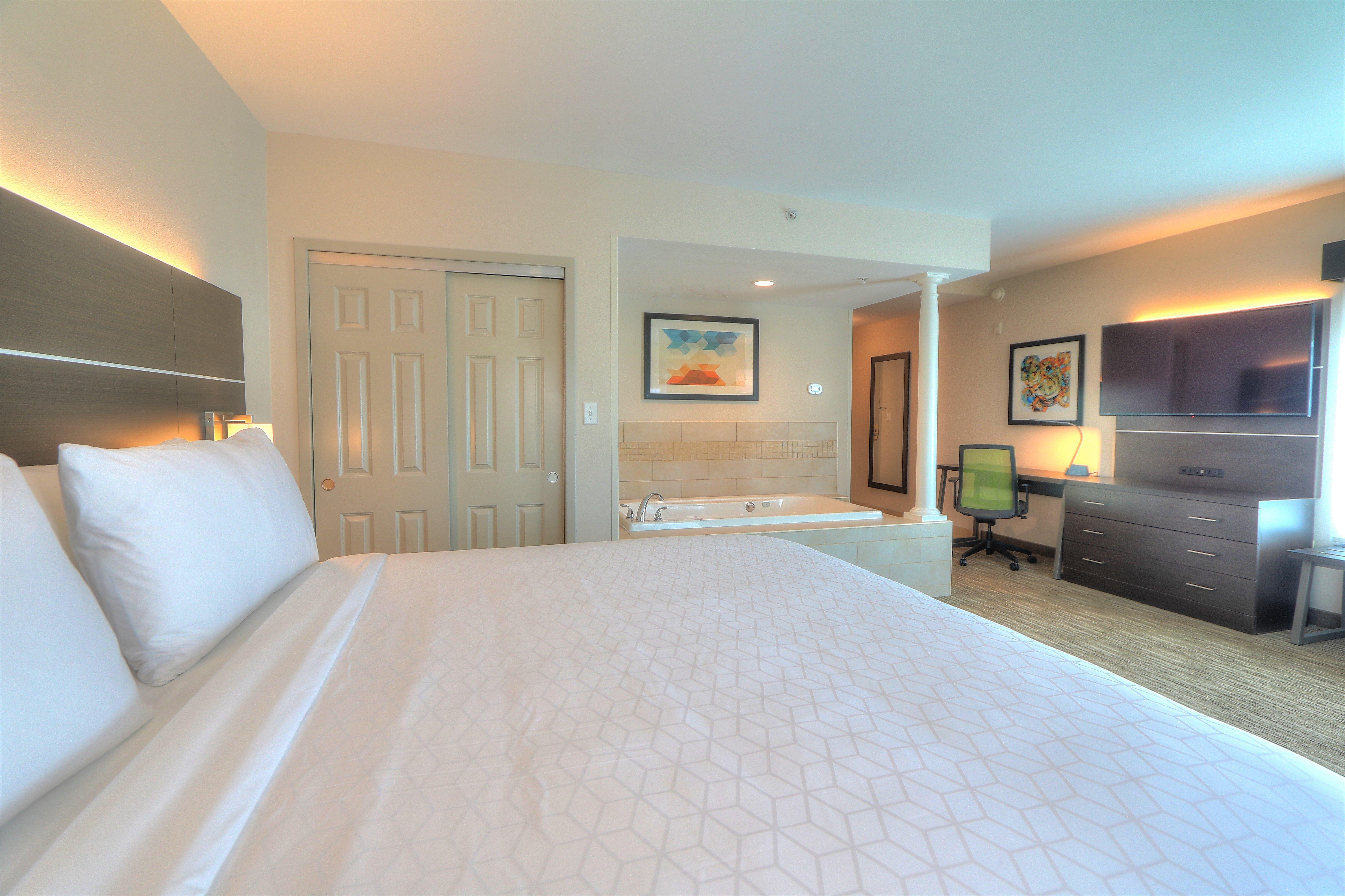 Holiday Inn Express Hotel & Suites Mobile Saraland By Ihg Exterior photo